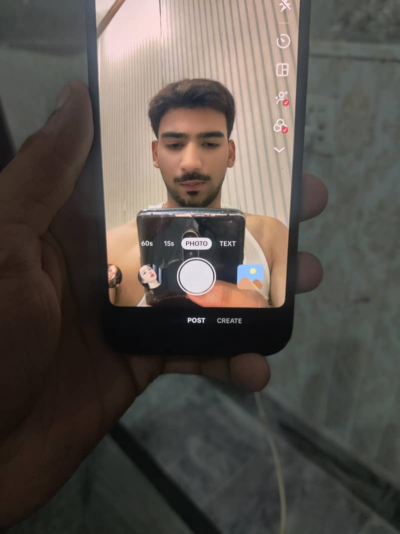 Apple iPhone 12 6
