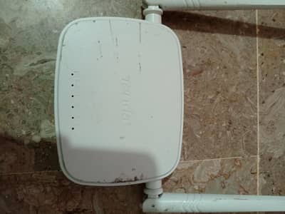 Tenda wireless N300 easy setup router