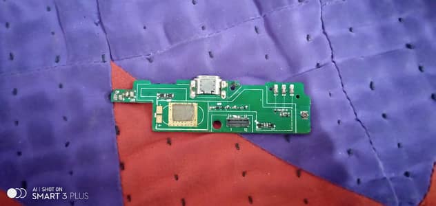 QMobile E1