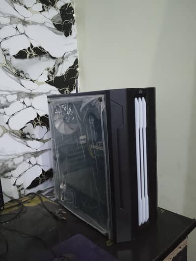 basic gaming pc with RGB case 3fans