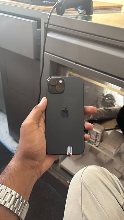 Apple iPhone 15