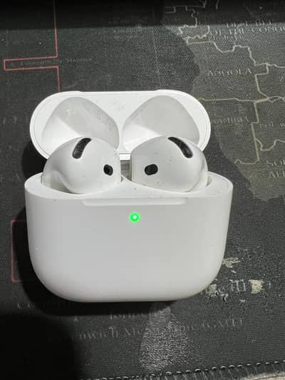 Original Apple AirPods 3rd Generation – Excellent Condition