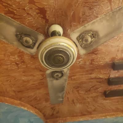 blade ceiling fan-3