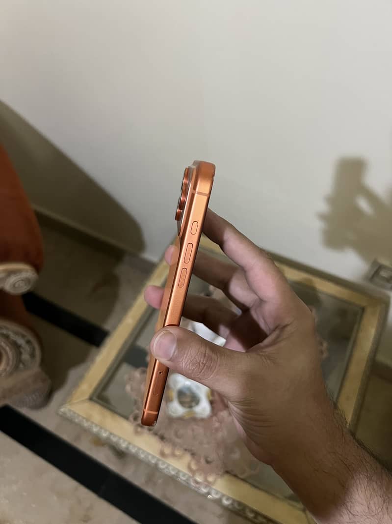 Apple iPhone 17 Pro Max 0