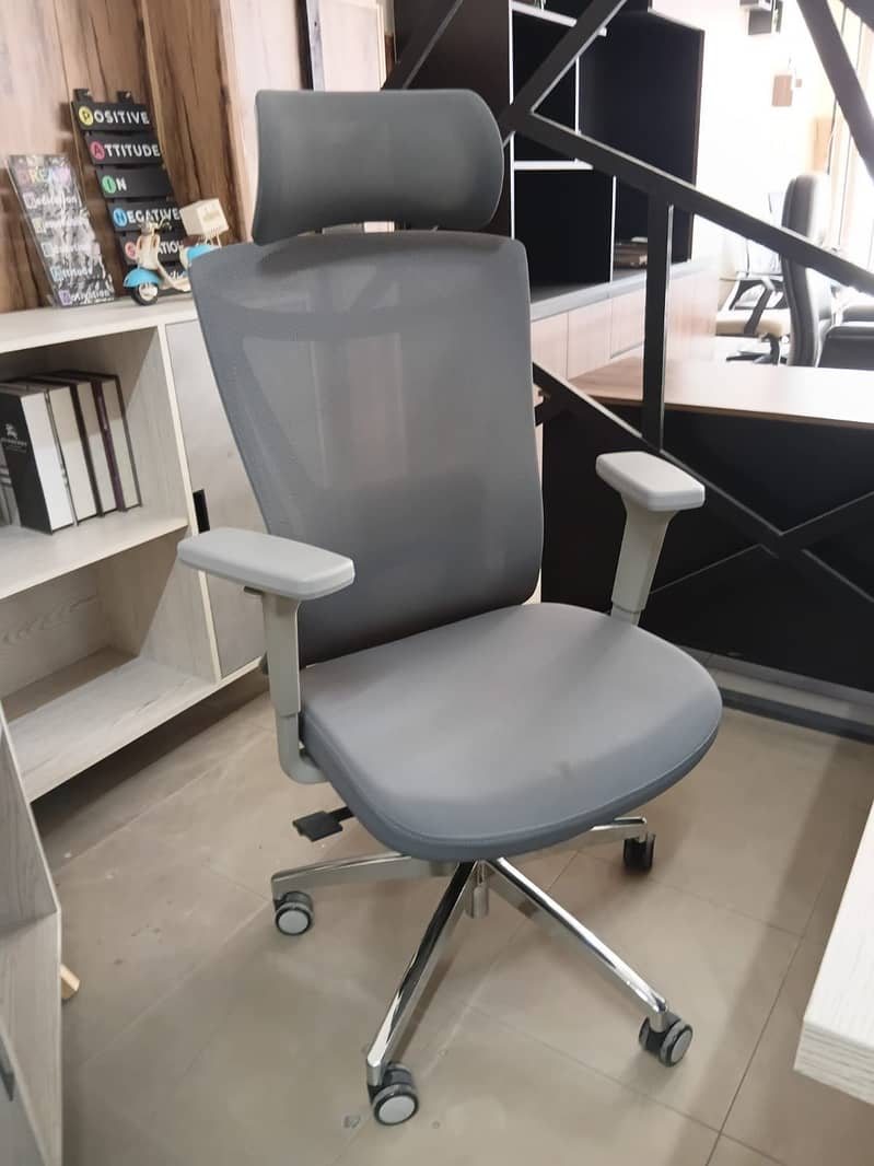 Executive Office Chairs 7