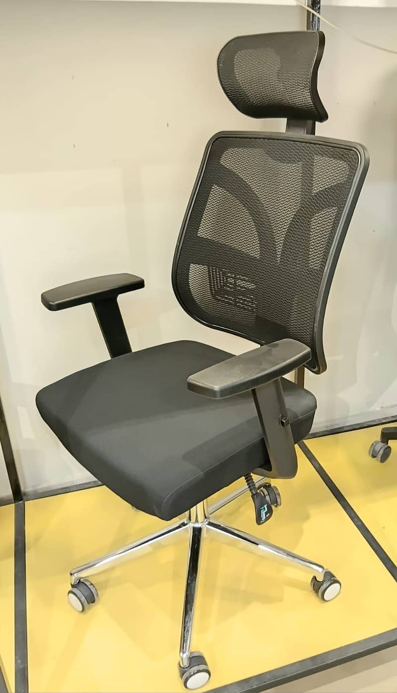 Executive Office Chairs 11