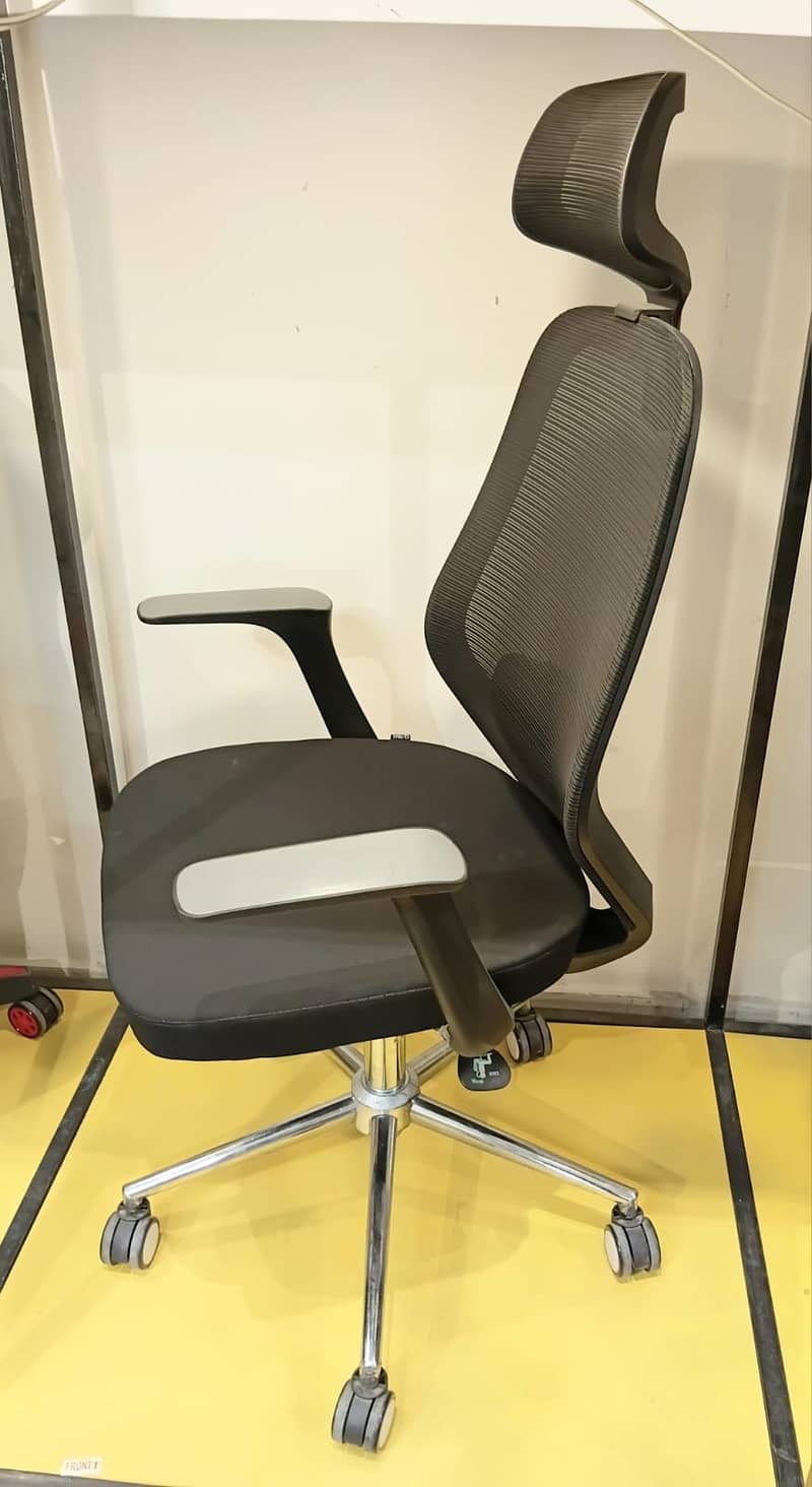 Executive Office Chairs 12