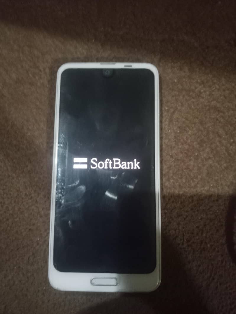 Sharp Aquos R2 1