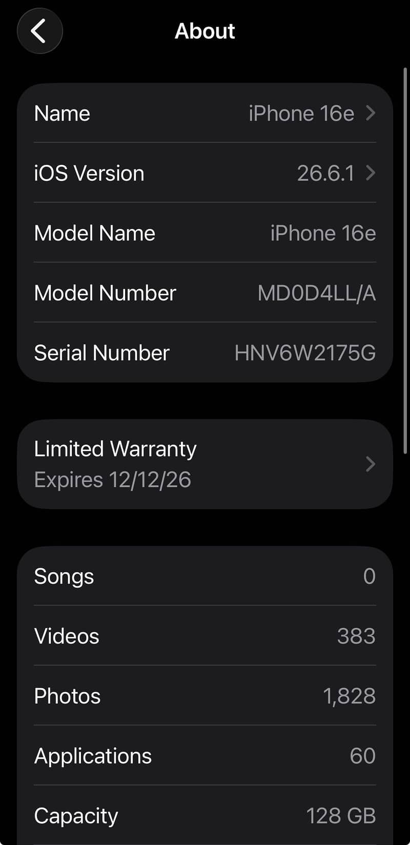 Apple iPhone 16e 5