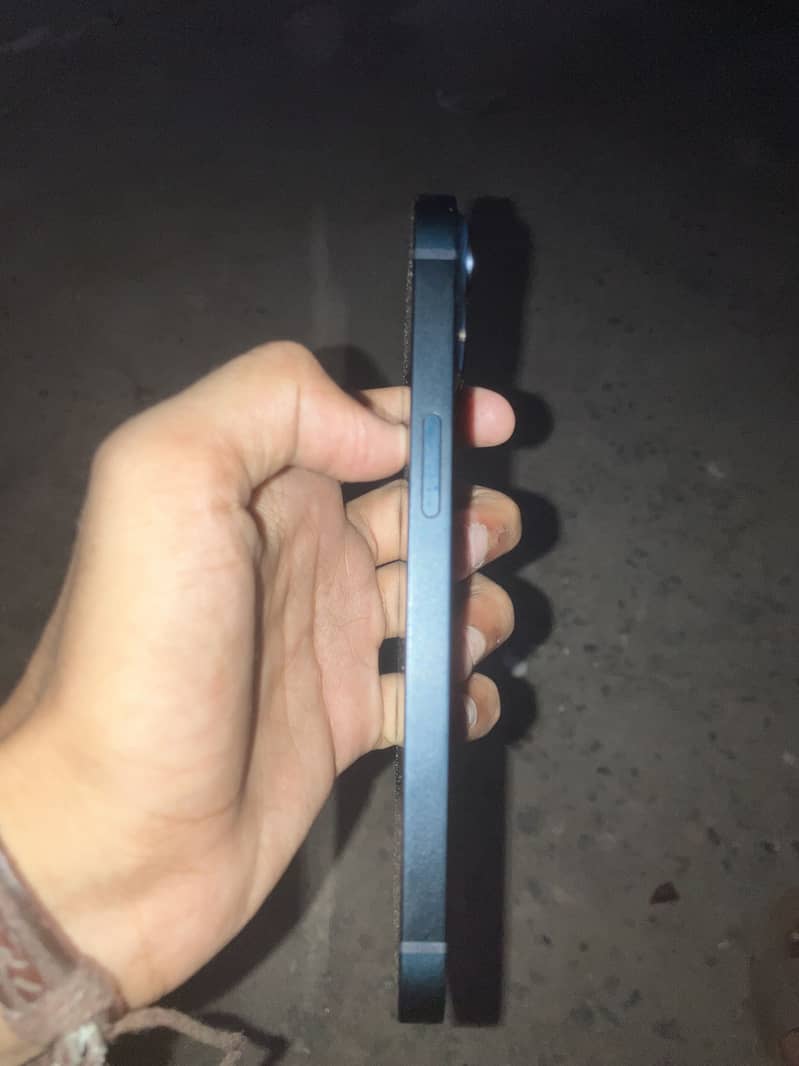 Apple iPhone 14 2
