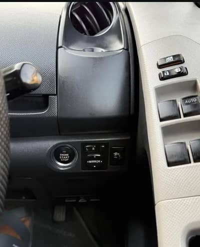 Toyota Vitz 2010 push start (full option)
