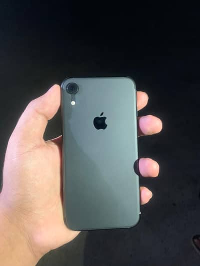 Apple iPhone XR