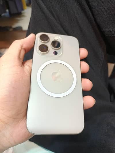 Apple iPhone 15 Pro