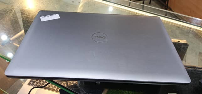 Dell precision Xeon (R) W-11855M model 7560 Xeon(R) W-11855M CPU