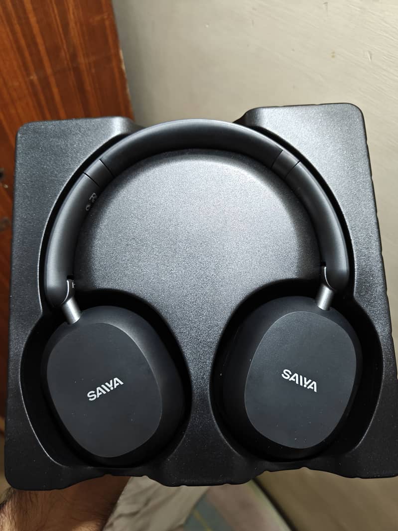 Wireless Headphones 1