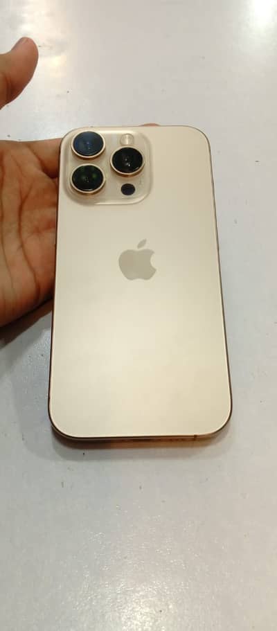 Apple iPhone 16 Pro