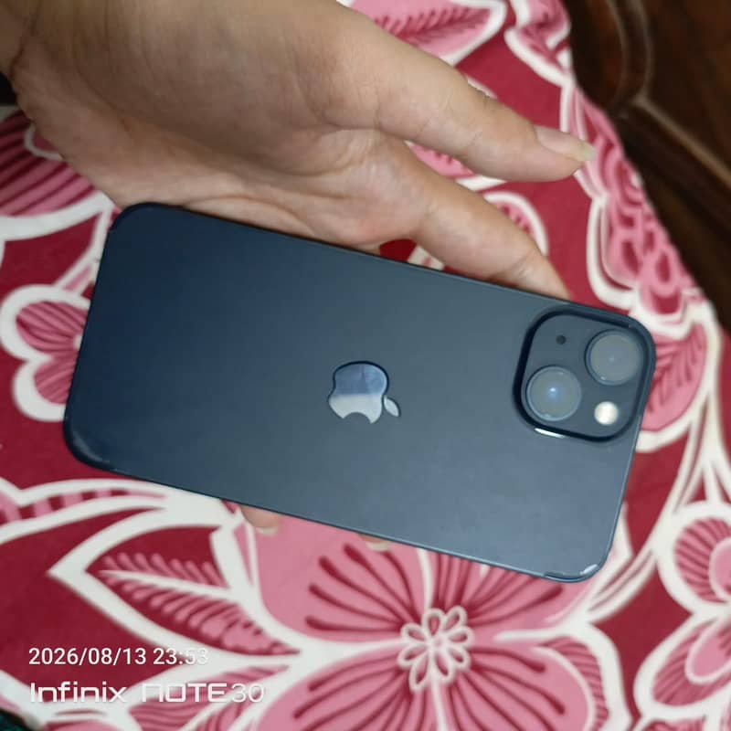Apple iPhone 13 3