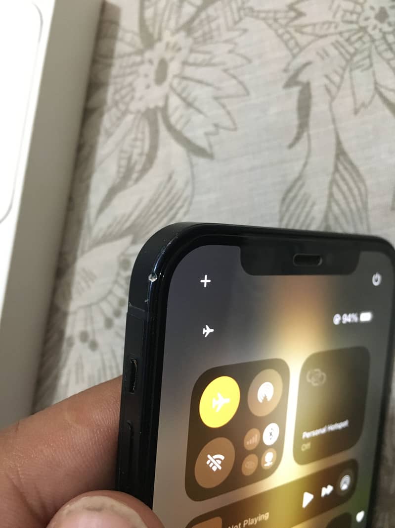 Apple iPhone 12 3