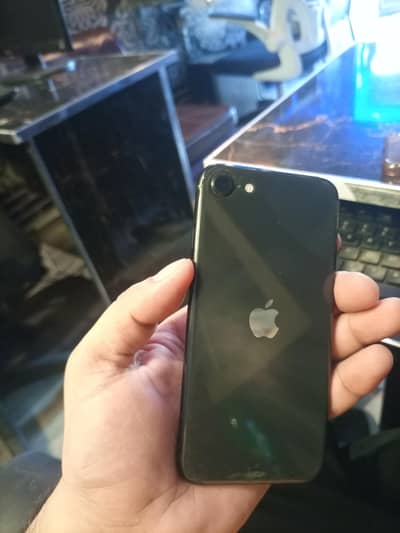 i Phone SE 2nd Generation 64 GB