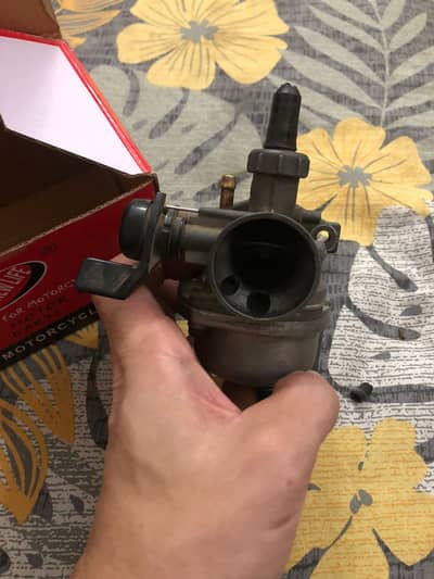 Carburetor EZ-19 , carrier and seat frame for sale
