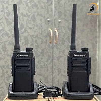 Motorola walkie talkie W31