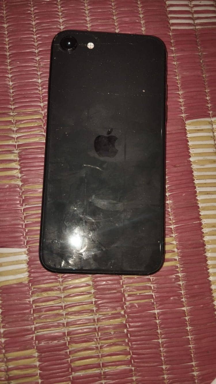 Apple iPhone SE 0