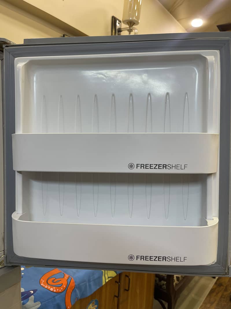 Orient Fridge 4