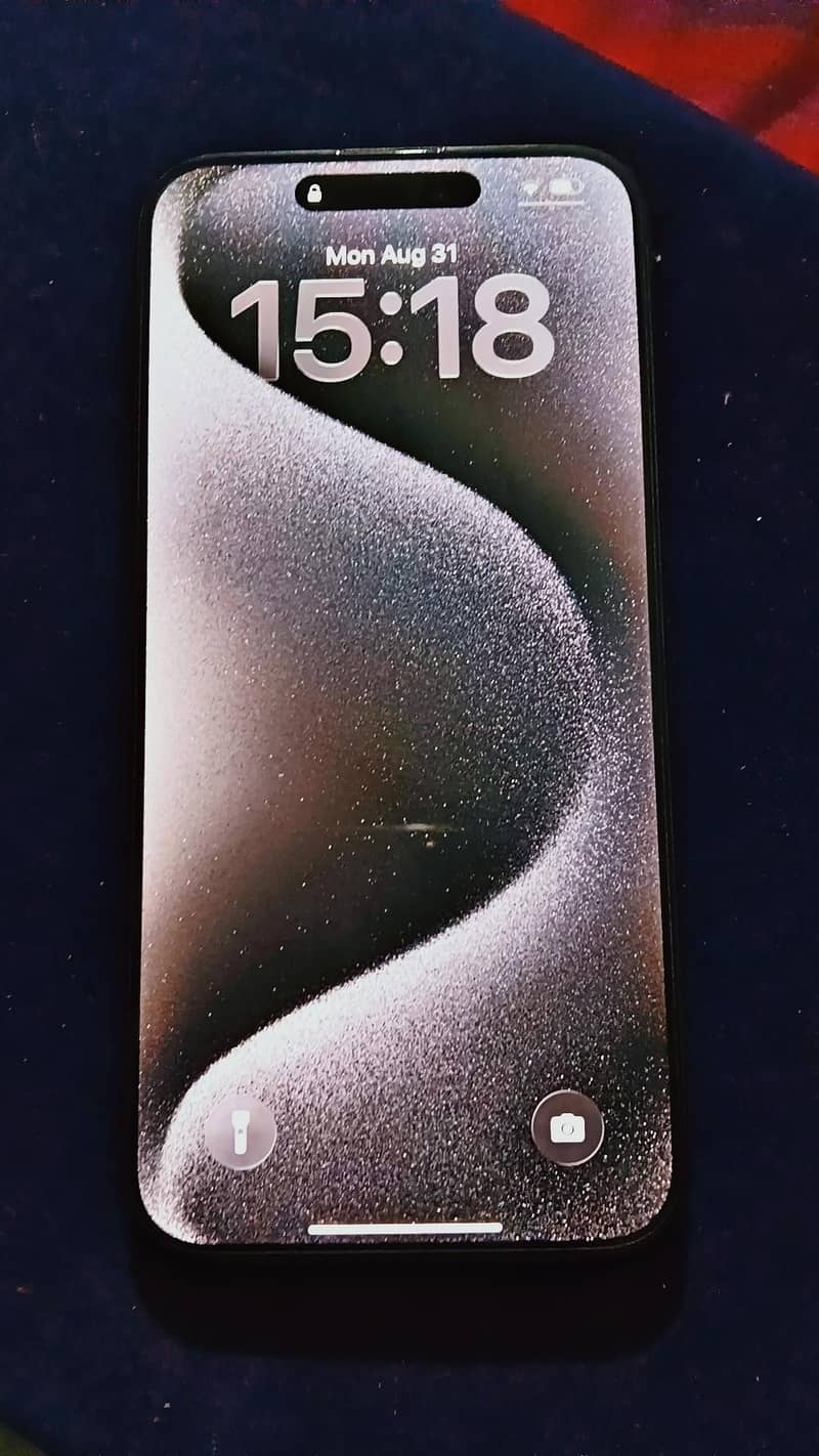 Apple iPhone 15 Pro Max 2