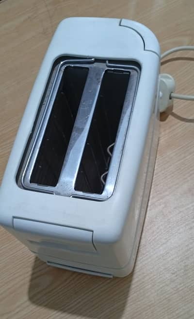 Imported Electric Toaster in Good Used Condition