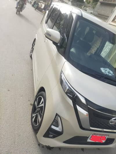 Nissan Roox 2022