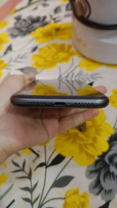 iphone 11 non pta call saaf he bettry health 80 he