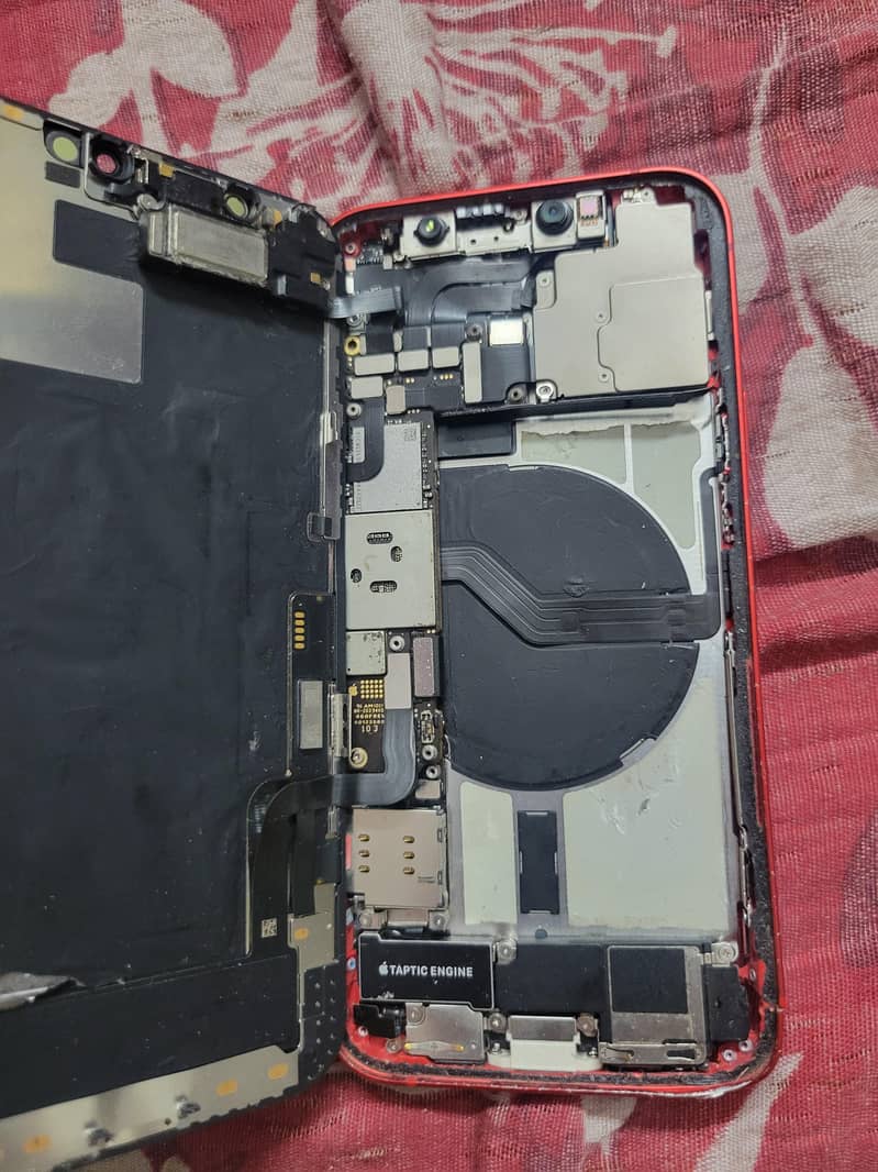 Apple iPhone 12 7