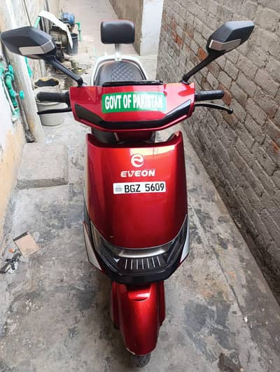 Eveon Electric Scooty urgent sale