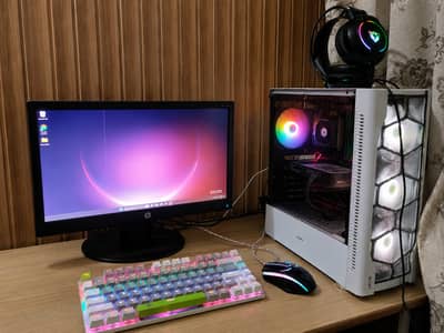 Gaming PC Setup Ryzen 5 2600 RX 580 8GB 16GB RAM + Monitor + Keyboard