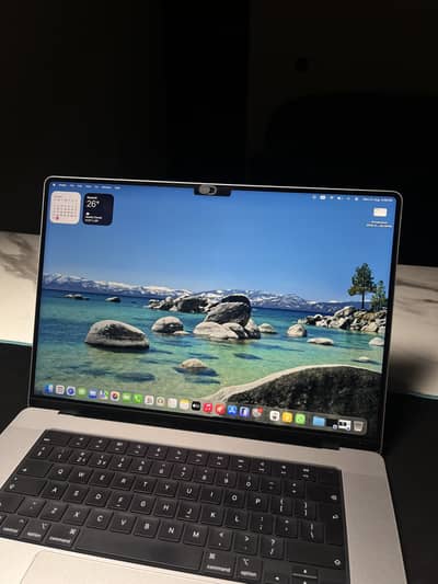 Macbook Pro M4 Pro Chip —16” inches —24/512 — Just like box opened new
