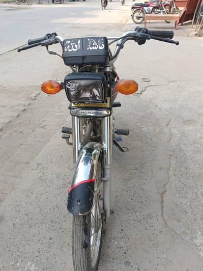 bohat achi ha new ha abhi 26 modal ka Maza dati ha 03436076500