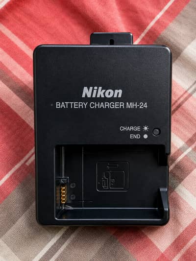 Nikon d3400 original charger