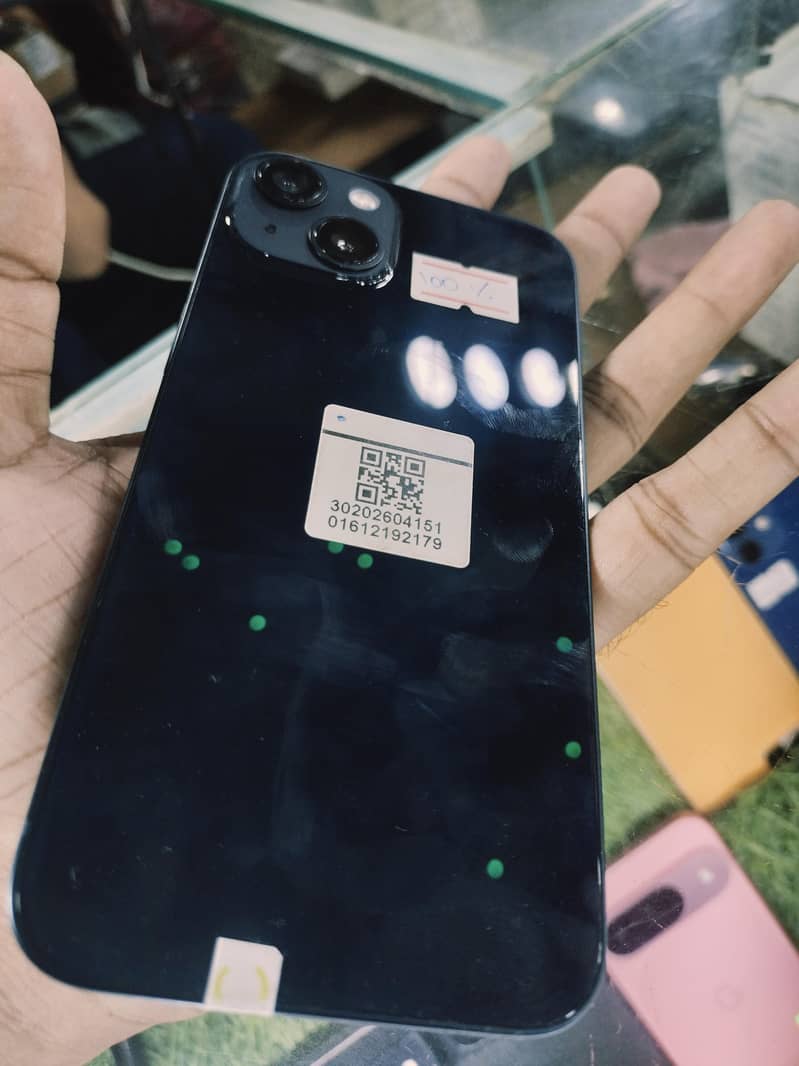 Apple iPhone 13 1