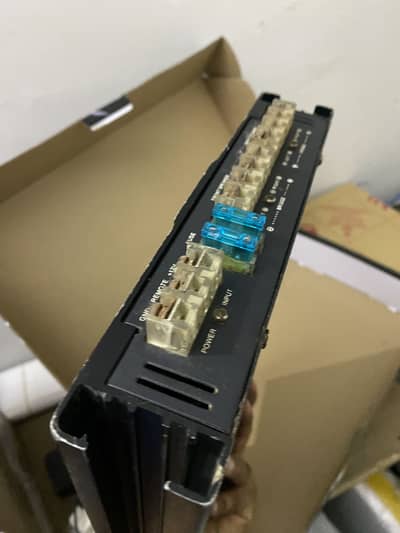 Ads 4 channel Amplifier 1800watts Unrepaired & Infinity speaker