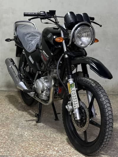 Yamaha ybr125g 2017 model ( japniess model )