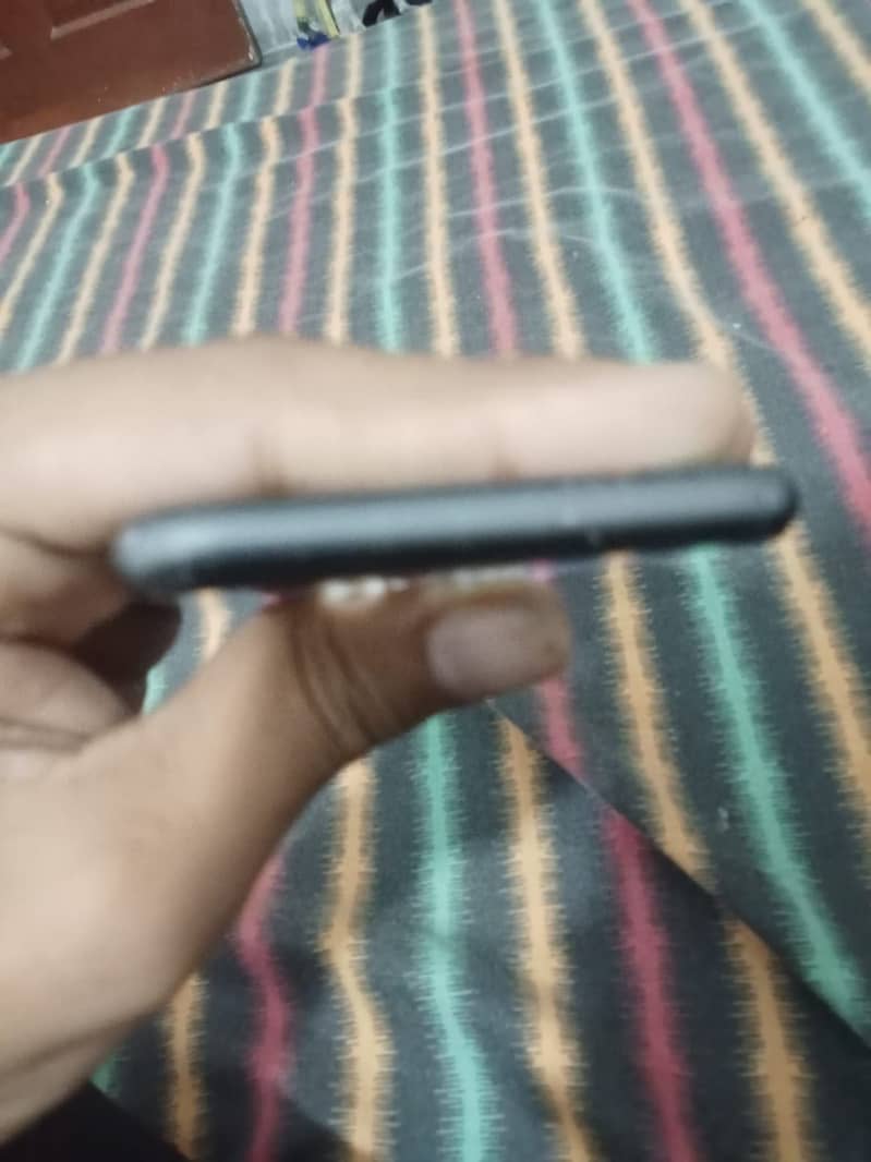 Apple iPhone 8 4