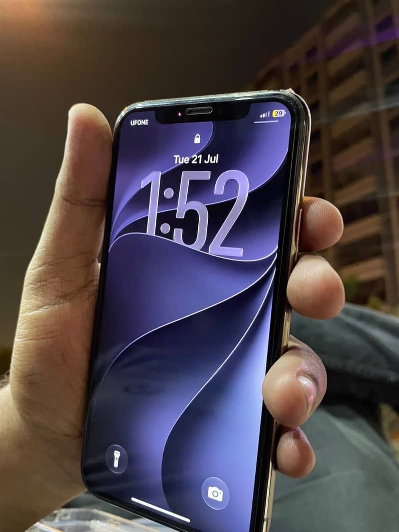Apple iPhone 11 Pro 3