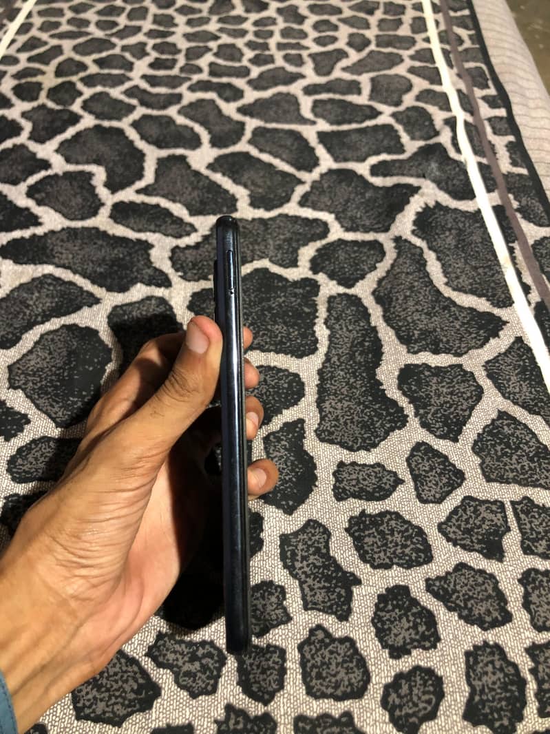 Tecno Camon 18premier 4