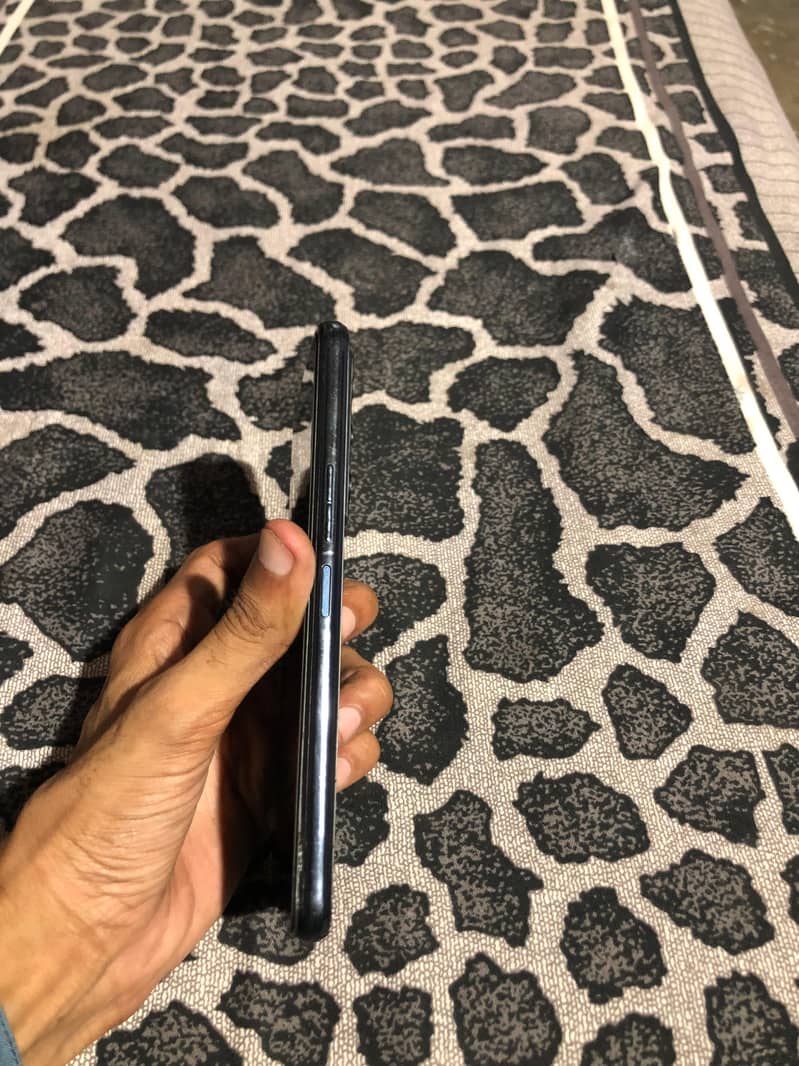 Tecno Camon 18premier 6