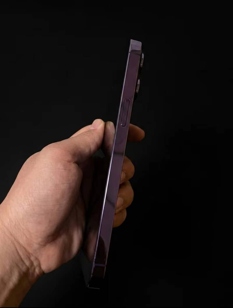 Apple iPhone 14 Pro 2