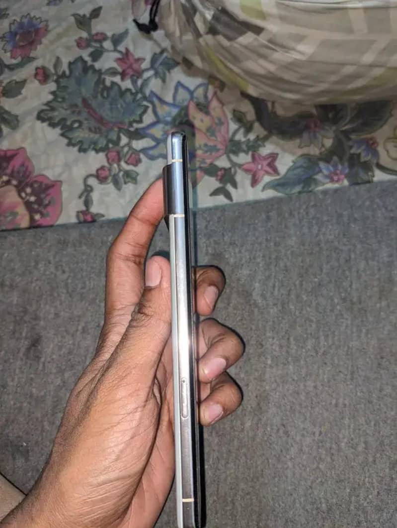 Google Pixel 7 Pro 6