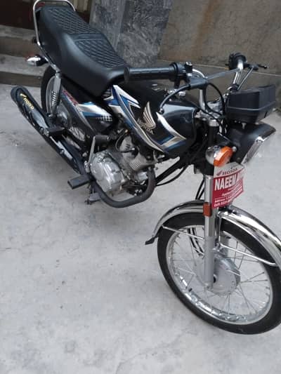 Honda 125 — Home Used, Excellent Condition, Only 4,000 KM, All Genuine