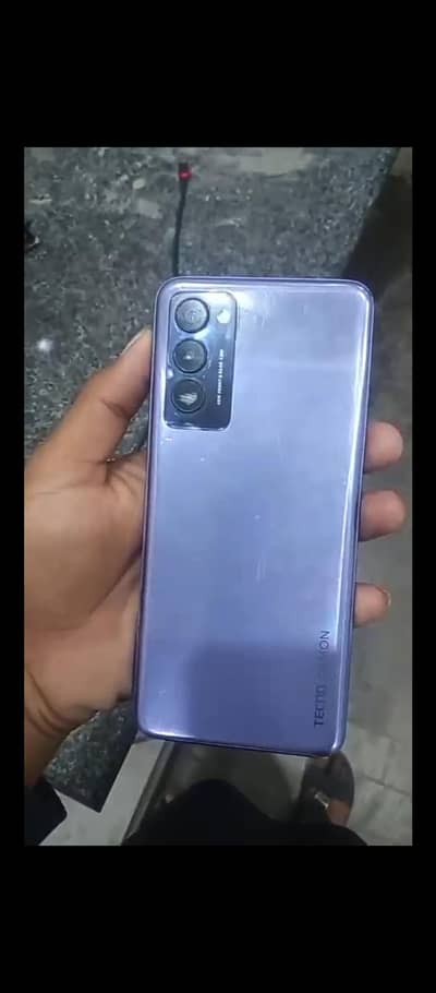Tecno Camon 18