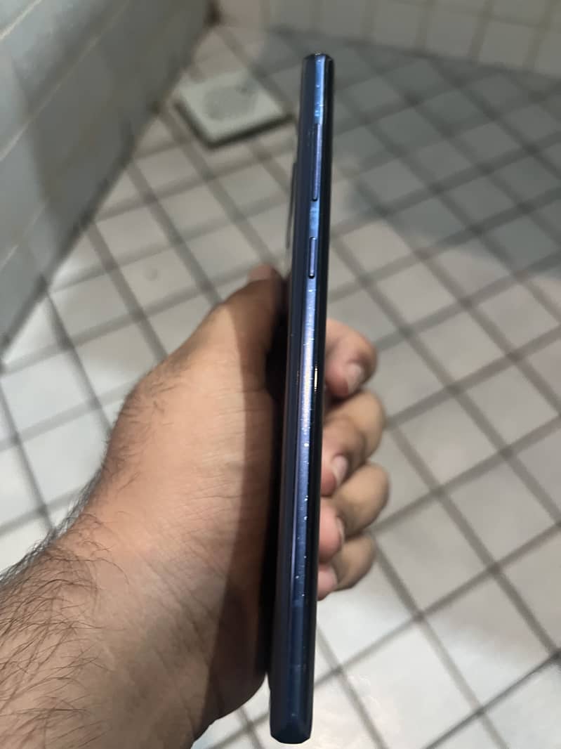 Samsung Mobile Note 9 1