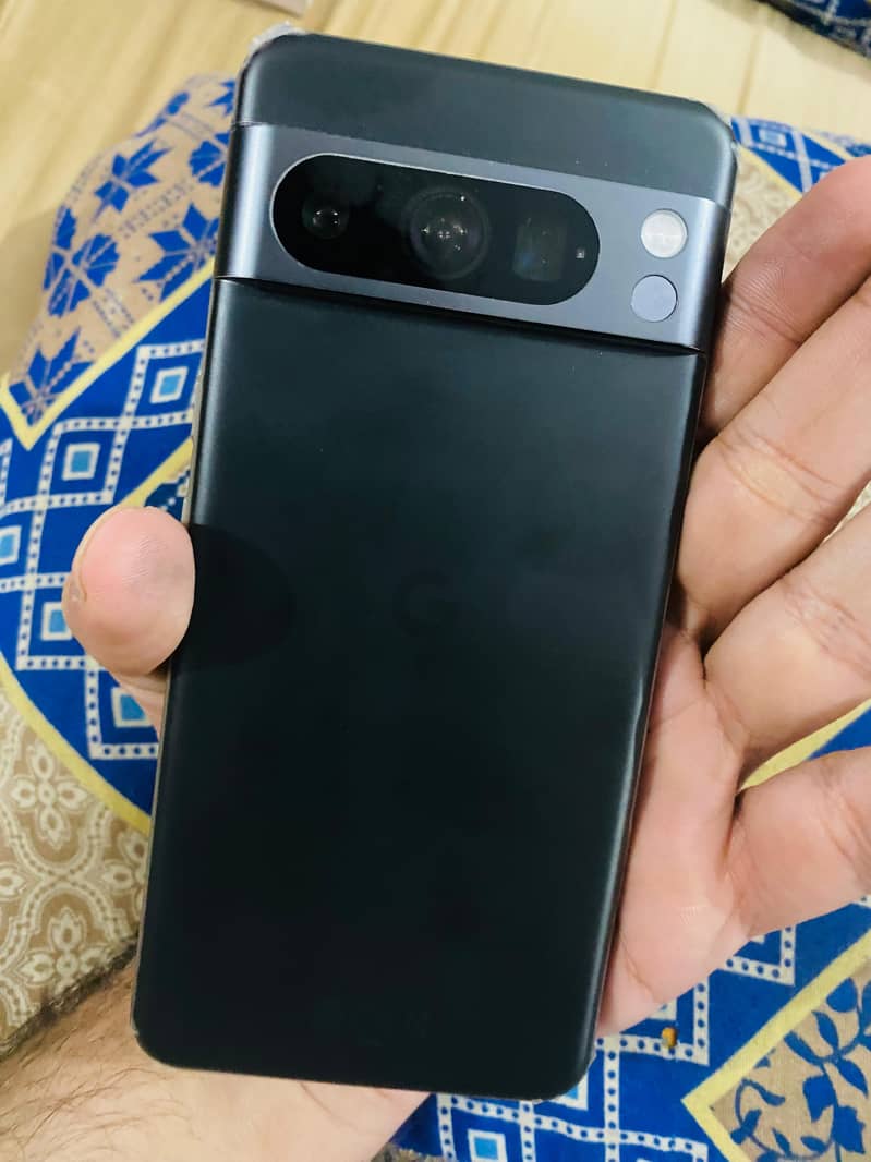 Google Pixel 8 Pro 1